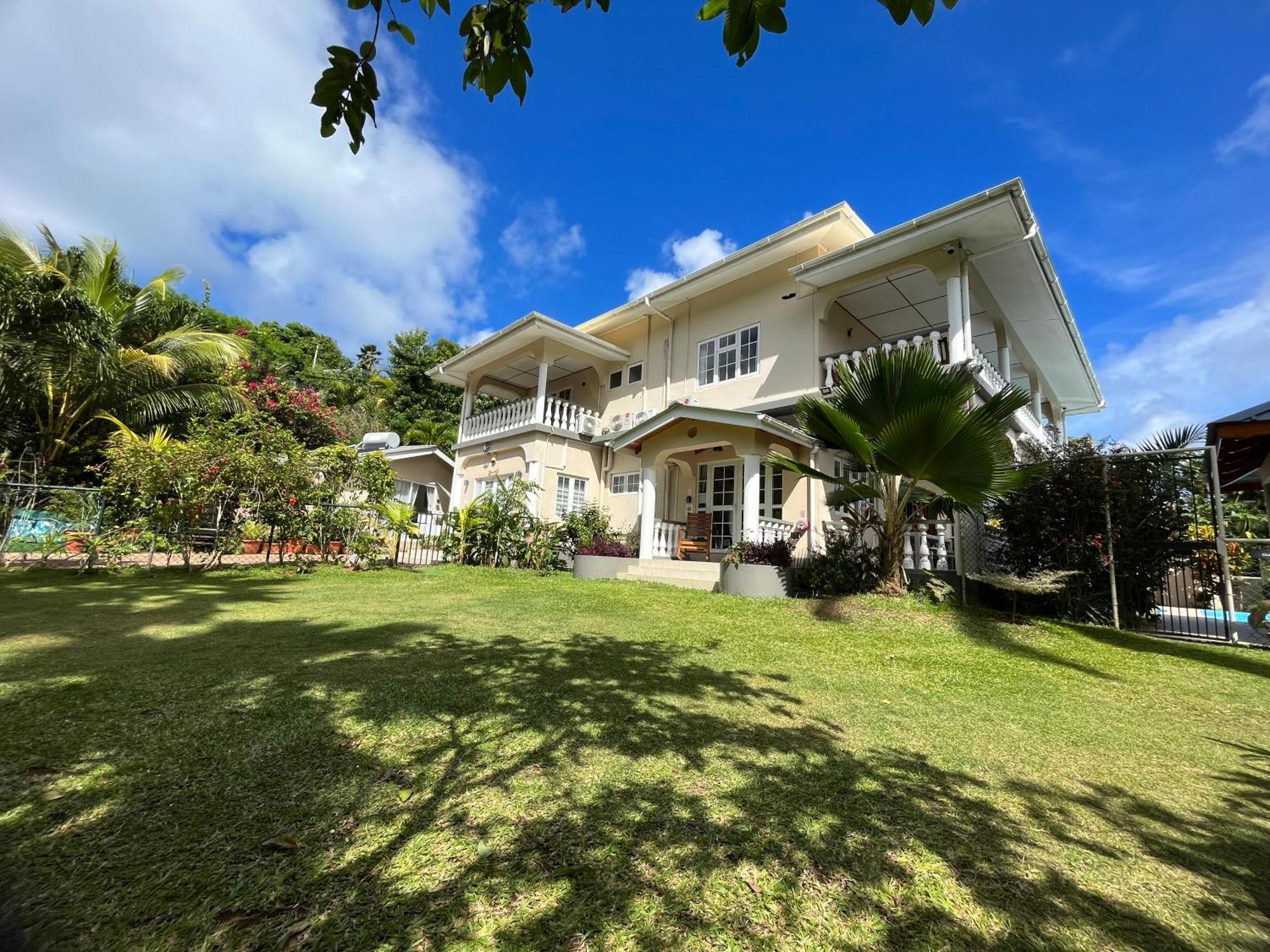 Royal Bay Apartment アンス・ロワイヤル エクステリア 写真